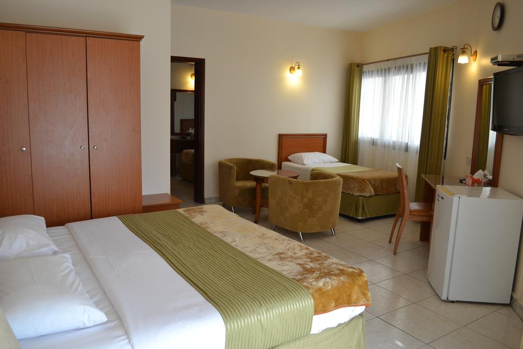 Tara Hotel Llc Dubai Esterno foto