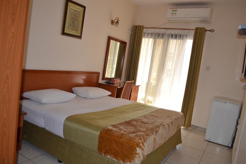 Tara Hotel Llc Dubai Esterno foto