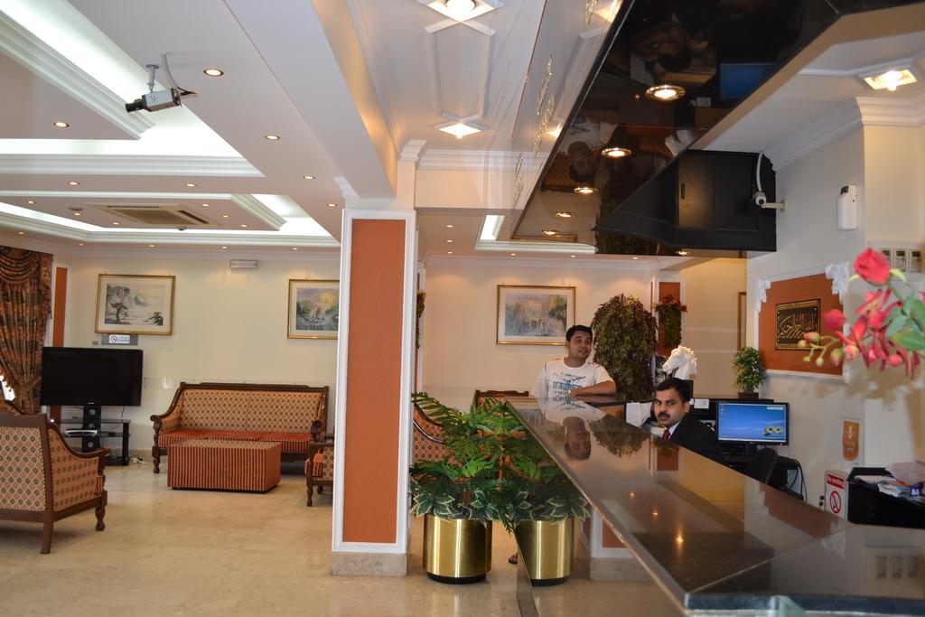 Tara Hotel Llc Dubai Esterno foto